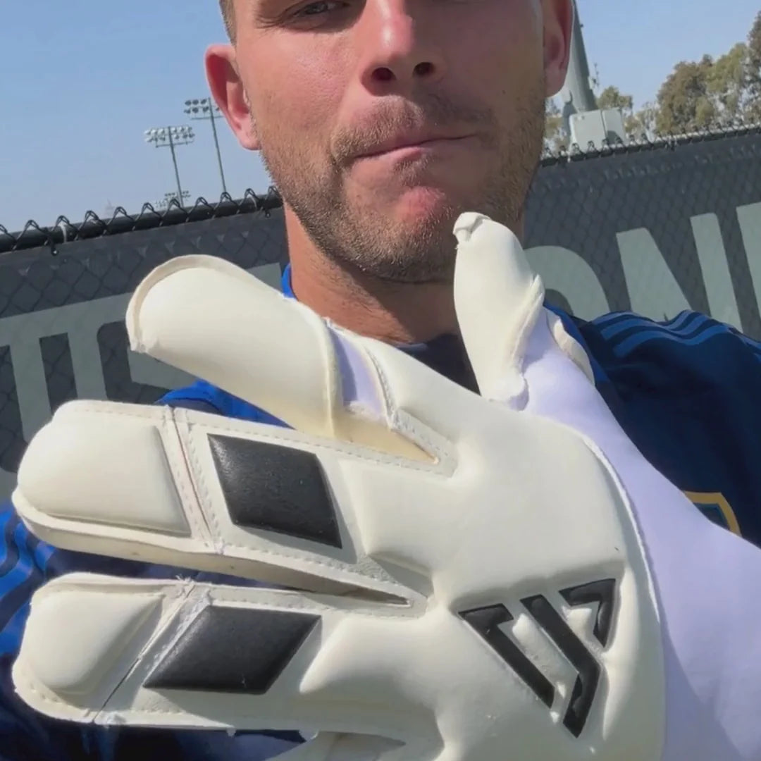 SET GK OG Panda Goalkeeper Gloves